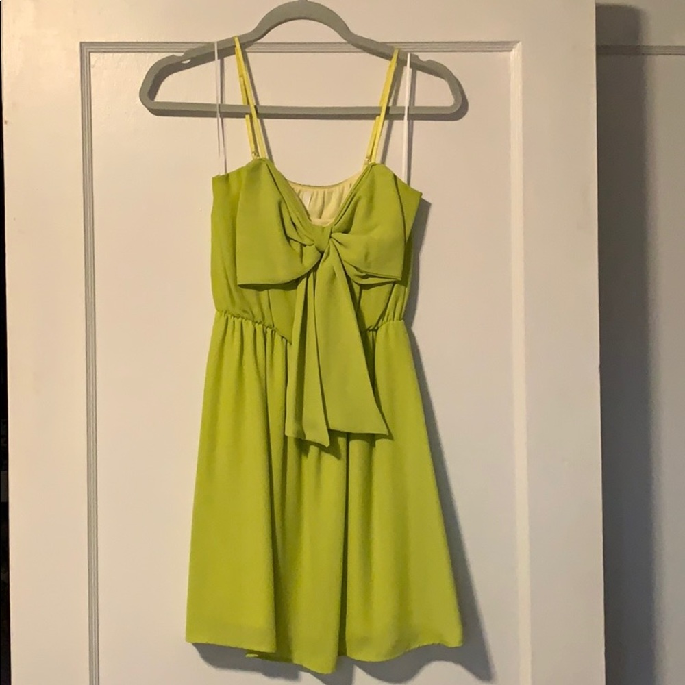 Boutique Style Light Green Bow Dress - size small